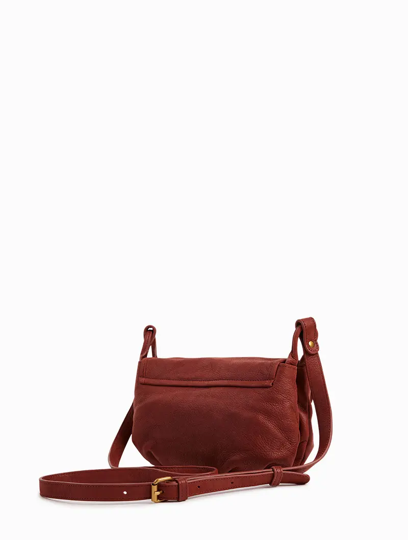 Jenny - Image 13