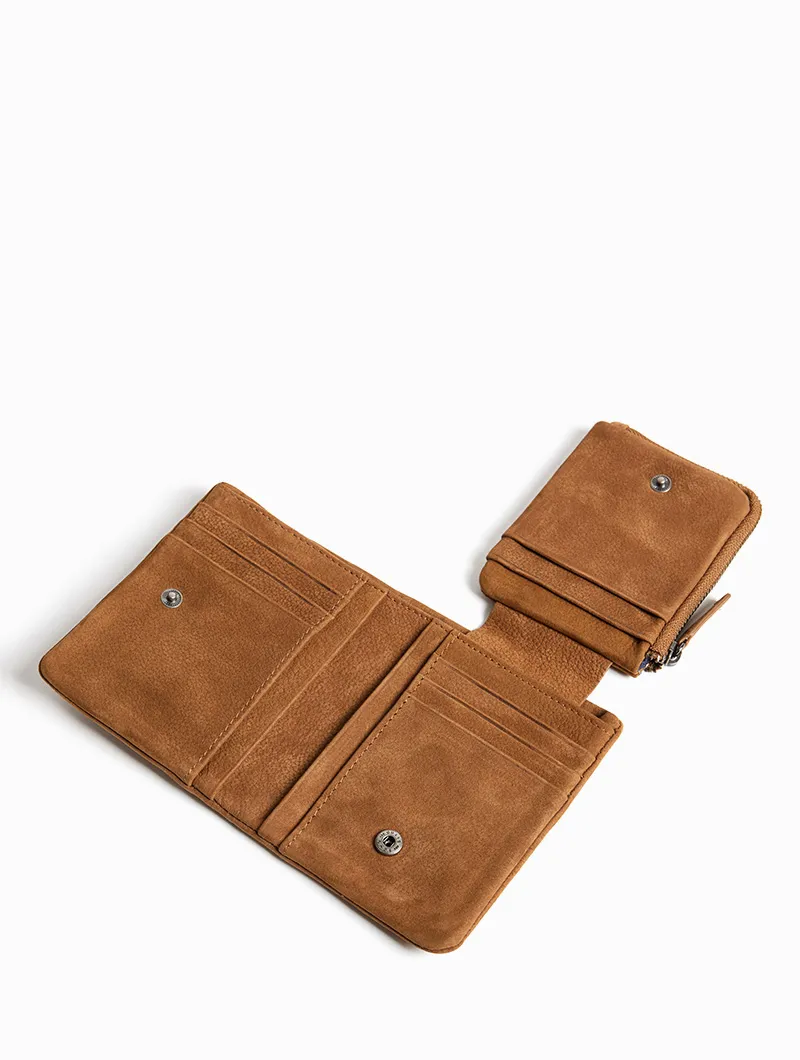 Louis - Image 6