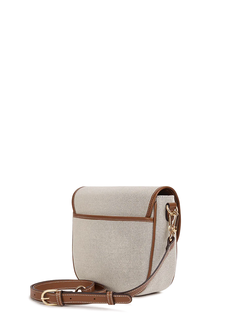Olivia - Image 40