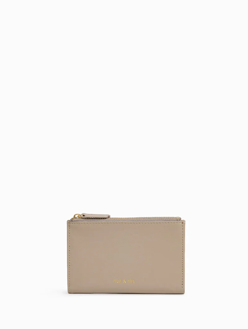Sandy - Image 2